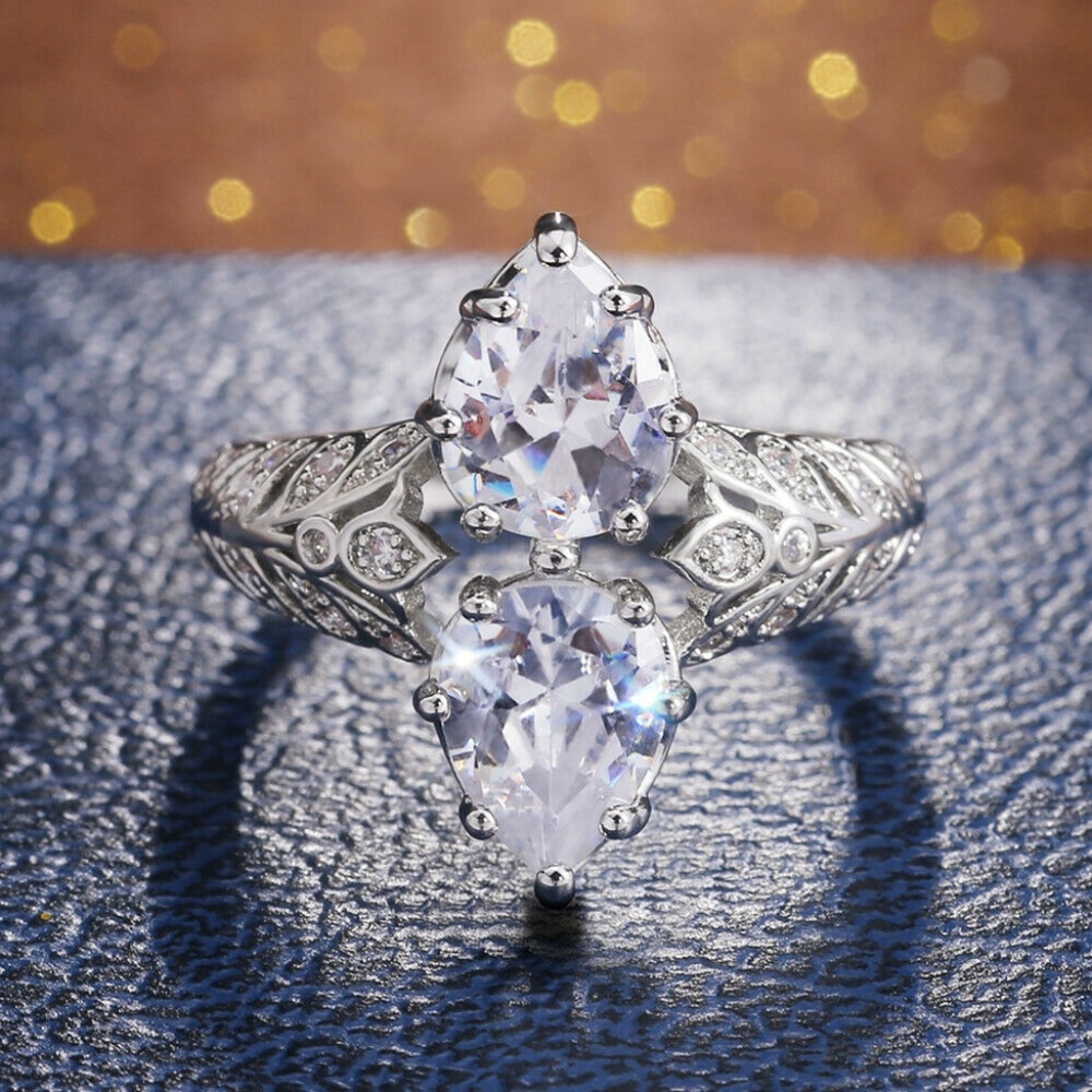 925 Silver Pear Cut White Sapphire Ring New - Picture 2 of 6